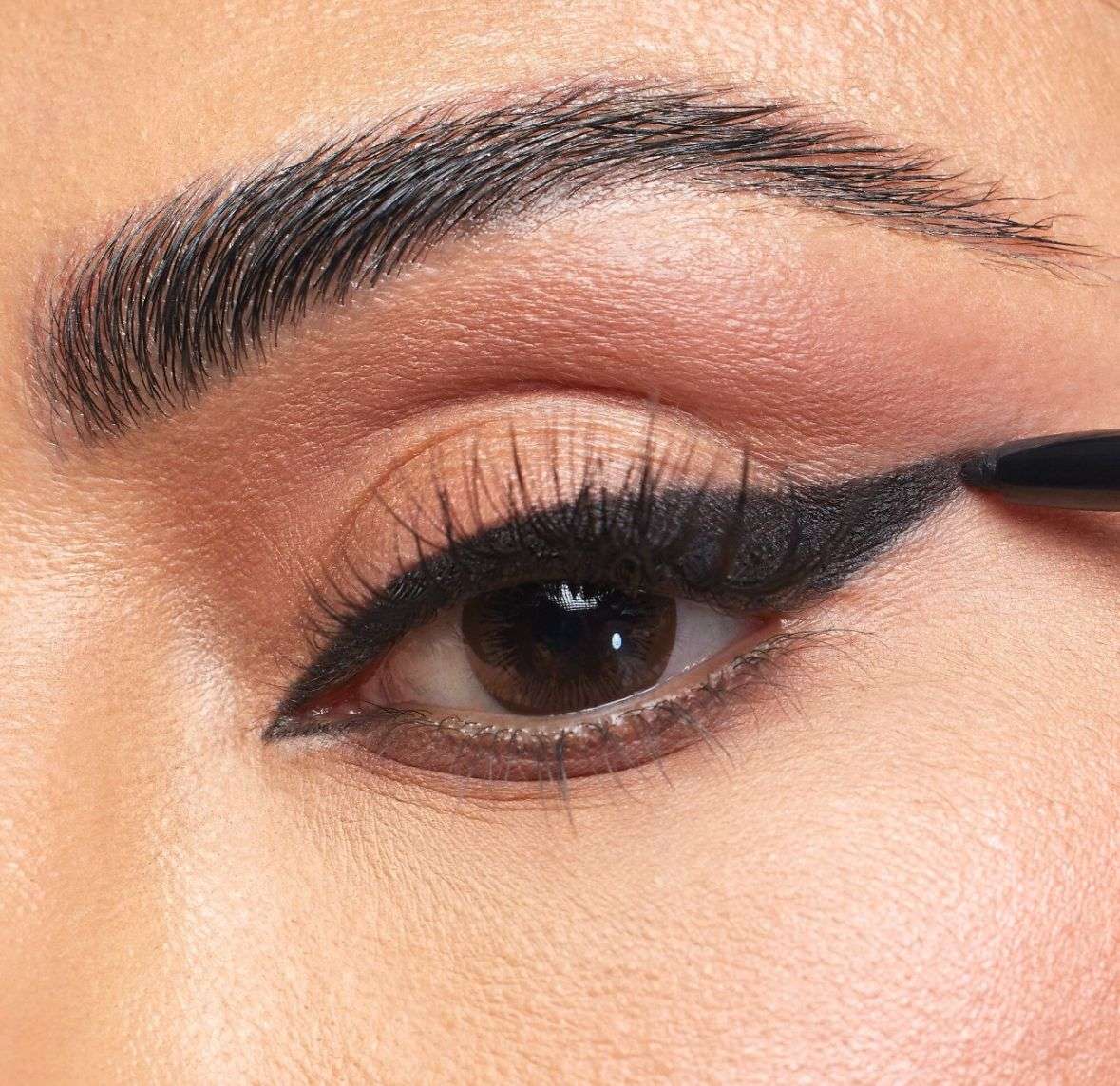 Huda Beauty Creamy Kohl Longwear Eye Pencil