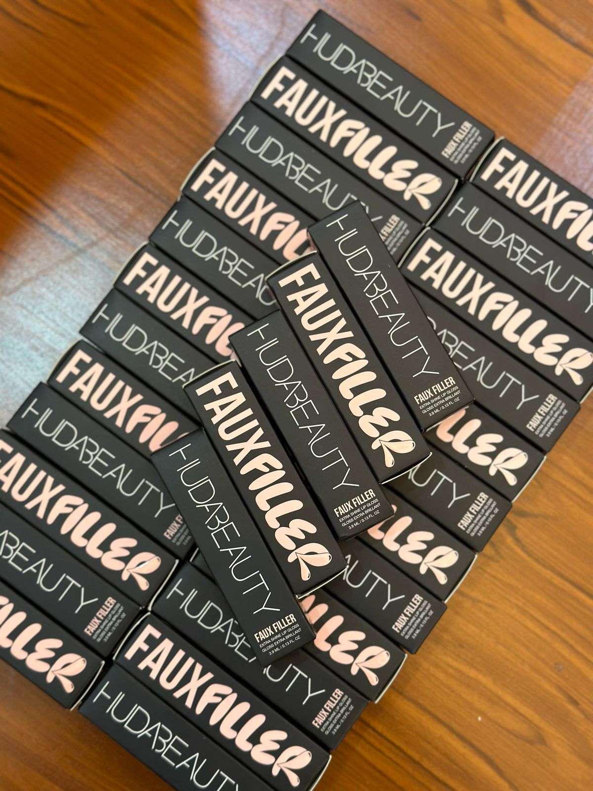 Huda Beauty Faux Filter Shiny Non-Sticky Lip Gloss