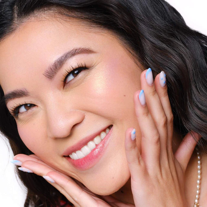 Benefit Cosmetics
Tickle Shimmer Finish Powder Highlighters